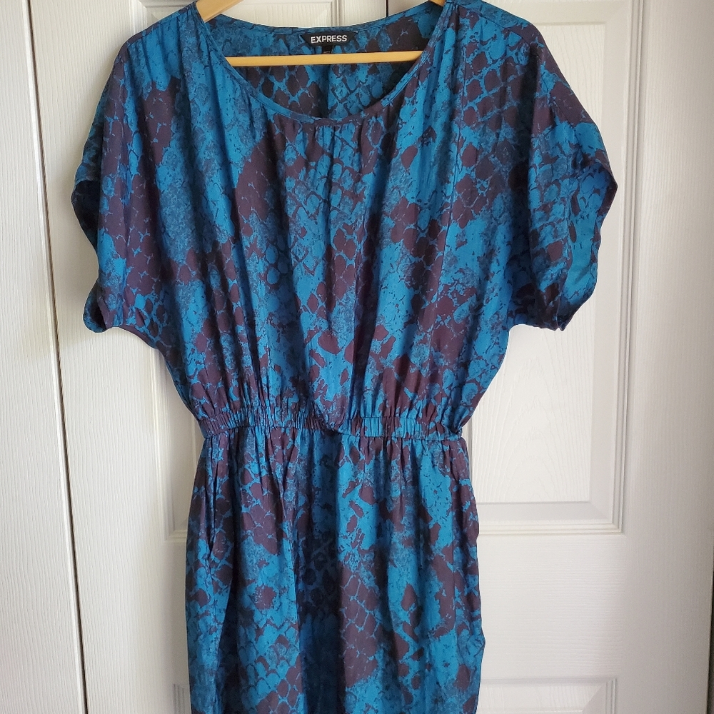 EXPRESS MINI GREEN DRESS SMALL